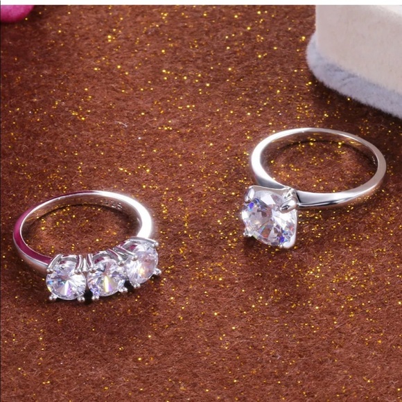 Wedding engagement 2 PC round ring SZ 7